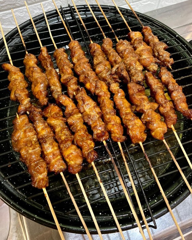Sate ayam yang cocok disantap saat malam tahun baru.