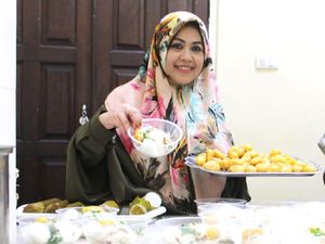 Kisah Inspiratif Erna Rasyid, Istri Walkot Parepare yang Juga Pendakwah