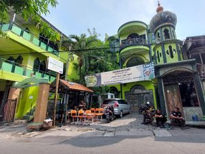 Kediaman Rais Aam PBNU di Surabaya Dijaga Banser hingga Muktamar Selesai Kediaman Rais Aam PBNU di Surabaya Dijaga Banser hingga Muktamar Selesai