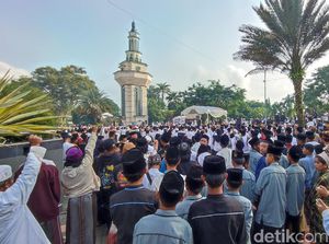 Sambut Reuni 212, Massa Padati Masjid Agung Ciamis Sambut Reuni 212, Massa Padati Masjid Agung Ciamis