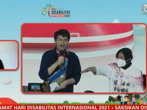 Komunitas Tunarungu Tersinggung Risma Paksa Anak Disabilitas Tuli Bicara Komunitas Tunarungu Tersinggung Risma Paksa Anak Disabilitas Tuli Bicara