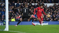 Mohamed Salah, terbaru sumbang dua gol kala Liverpool kalahkan Everton 4-1 di lanjutan Liga Inggris, Kamis (2/12) dinihari WIB (Getty Images/Alex Livesey)