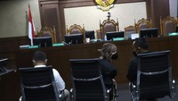 Nia Ramadhani Minta Sidang Virtual, Hakim: Tidak Diatur Seperti Itu