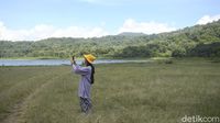 Pesona Danau Tamblingan Bali yang Cocok Buat Healing