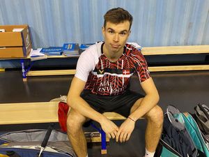 Lutut Bermasalah Memaksa Rasmus Gemke Mundur dari BWF World Tour Finals Lutut Bermasalah Memaksa Rasmus Gemke Mundur dari BWF World Tour Finals