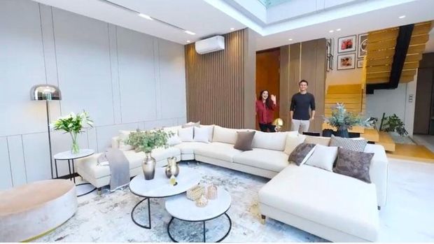 Rumah Titi Kamal dan Christian Sugiono