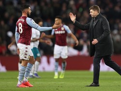 Aston Villa. Kalah 1-2 ketika menjamu Man City. Belum memainkan pertemuan kedua musim ini. Kini di posisi ke-13 klasemen. Foto: (Getty Images/Naomi Baker)