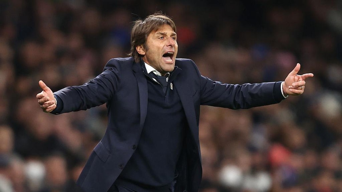 Antonio Conte tuntut Tottenham Hotspur terus kerja keras (Foto: (Getty Images/Julian Finney)