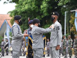 119 Siswa Bakamla RI Lulus Coast Guard Basic Training 2021 119 Siswa Bakamla RI Lulus Coast Guard Basic Training 2021