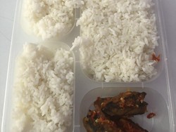 Begini Jadinya Kalau Ayah yang Siapkan Bekal Makanan Anak