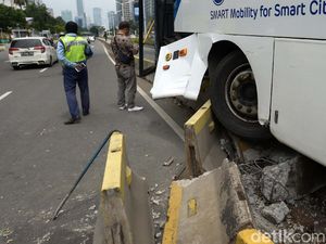 Pemprov DKI-KNKT Bakal Audit Total TransJ Buntut Kecelakaan Berulang