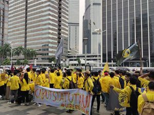 BEM Se-UI Minta Nadiem Sampaikan ke Jokowi: Executive Review Statuta UI! BEM Se-UI Minta Nadiem Sampaikan ke Jokowi: Executive Review Statuta UI!