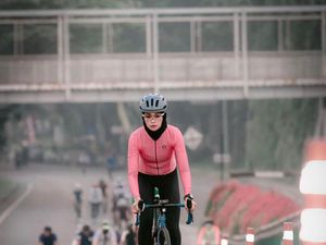 Tips Nyaman Pakai Hijab saat Olahraga ala Soraya Larasati Tips Nyaman Pakai Hijab saat Olahraga ala Soraya Larasati