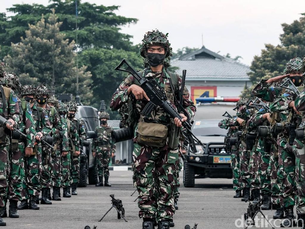 Tingkat Kepercayaan ke TNI Turun 2% Versi Survei Indikator Politik
