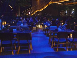 Holywings, Anak Sulung yang Sering Dimarahi