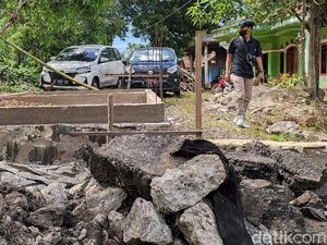 Reaksi Camat soal Polemik Warga Blokir Jalan di Pandeglang Reaksi Camat soal Polemik Warga Blokir Jalan di Pandeglang