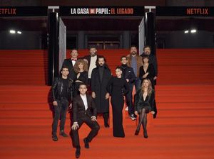 Pesta Akhir Money Heist dan para Pemerannya Pesta Akhir Money Heist dan para Pemerannya