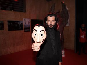 Berbincang dengan Alvaro Morte The Professor Soal Akhir dari Money Heist Berbincang dengan Alvaro Morte The Professor Soal Akhir dari Money Heist