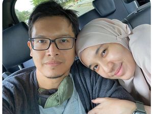 Sosok Mendiang Ayah Dimas Seto di Mata Dhini Aminarti Sosok Mendiang Ayah Dimas Seto di Mata Dhini Aminarti