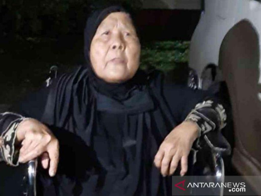 Pilu Seorang Ibu di Bekasi Dipolisikan 5 Anaknya karena Harta Warisan