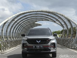 Wuling Almaz RS Buatan Cikarang Mau Dijual ke Luar Negeri Juga?