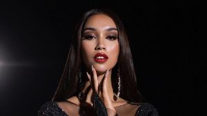 8 Aksi Sophia Rogan Pakai Gaun Malam dan Swimsuit di Miss Grand International