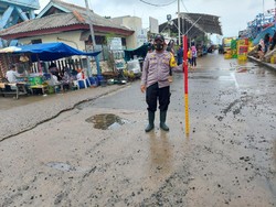 Banjir Rob di Pelabuhan Sunda Kelapa-Muara Angke Mulai Surut