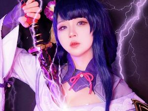 Gaya Clarissa Punipun Cosplay Genshin Impact, dari Raiden Shogun hingga Ganyu