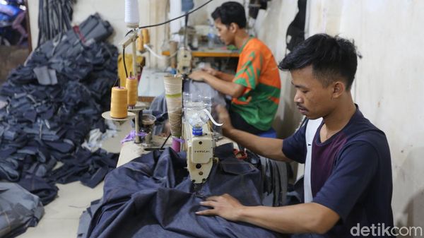 Dag Dig Dug Industri Tekstil soal Kenaikan Listrik Tahun Depan