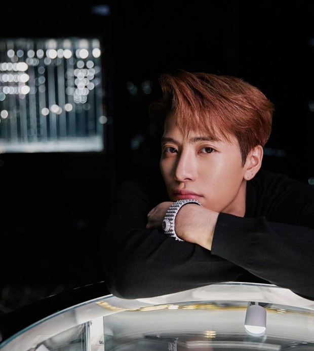 Tak hanya Lisa, salah satu member grup K-pop GOT7 yang berasal dari Hongkong ini, ternyata juga jago dalam berbagai bahasa juga lho.