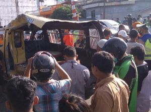 Petaka Sopir Angkot Nyabu Tertabrak Kereta Bikin 4 Orang Hilang Nyawa Petaka Sopir Angkot Nyabu Tertabrak Kereta Bikin 4 Orang Hilang Nyawa