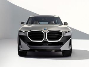 Mobil Konsep BMW XM Diperkenalkan, Tampangnya Laki Banget! Mobil Konsep BMW XM Diperkenalkan, Tampangnya Laki Banget!