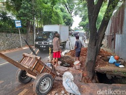 detikcom Do Your Magic: Sumur Resapan Juga Dibikin di Jl Agraria, Jaksel