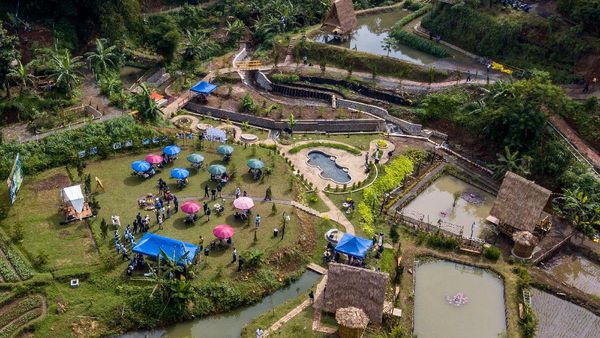 Wetland Cisurupan, Wisata Baru Bandung Sekaligus Area Parkir Air