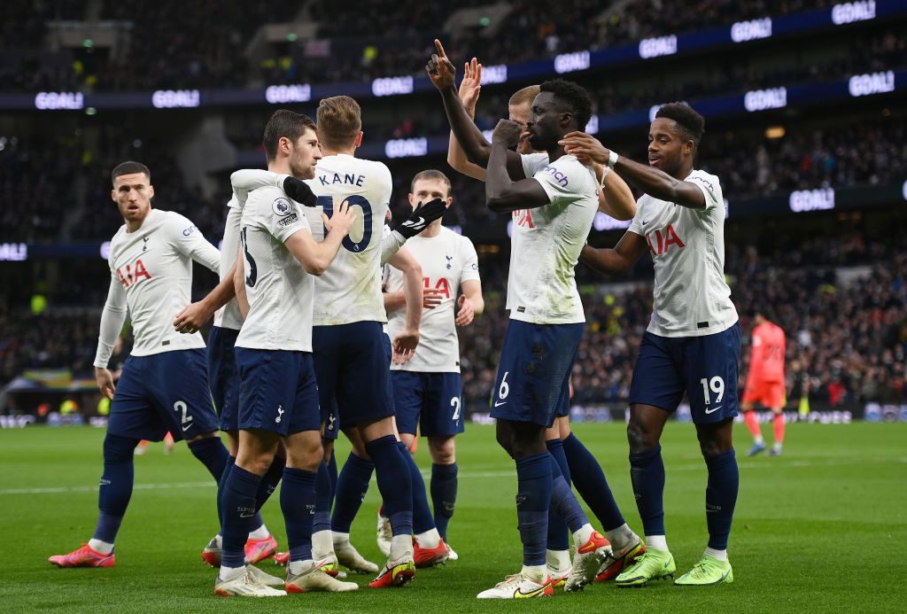 LONDON, ENGLAND - DECEMBER 05: Davinson Sanchez of Tottenham Hotspur celebrates after scoring their sides second goal with team mates Ryan Sessegnon and Eric Dier during the Premier League match between Tottenham Hotspur and Norwich City at Tottenham Hotspur Stadium on December 05, 2021 in London, England. (Photo by Mike Hewitt/Getty Images)