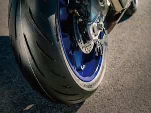 45 Tahun Punya Pabrik di Indonesia, Kenapa Bridgestone Tak Produksi Ban Motor?