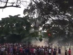 Warga di 2 Kampung Sukabumi Bentrok Diduga Gegara Pertandingan Sepak Bola Warga di 2 Kampung Sukabumi Bentrok Diduga Gegara Pertandingan Sepak Bola