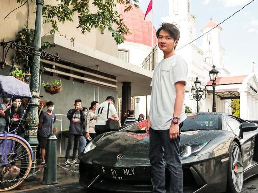 4 Crazy Rich Muda Belia yang Sukses Bisnis Kuliner 4 Crazy Rich Muda Belia yang Sukses Bisnis Kuliner
