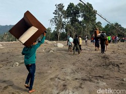Saat Warga Panik dan Berhamburan Mengira Semeru Erupsi Lagi
