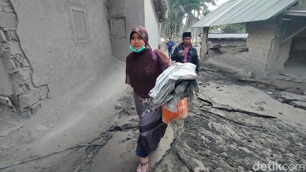 Cari Anggota Keluarga, Warga Datangi Lokasi Terdampak Erupsi Semeru