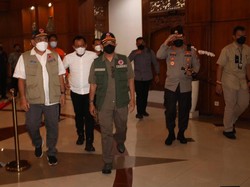 BNPB Kirim Bantuan ke Korban Erupsi Gunung Semeru: Sembako hingga Selimut