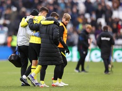 Chelsea Tumbang, Bintang-bintangnya Terkapar