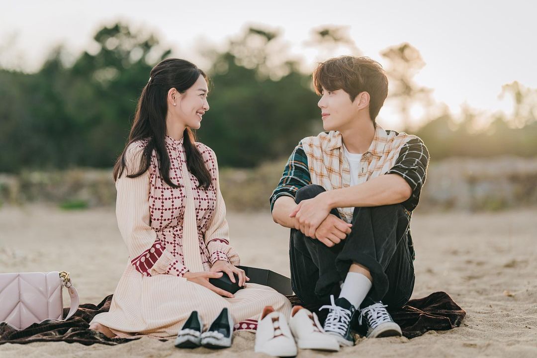 Kim Seon Ho dan Shin Min Ah pasangan drakor paling bikin baper tahun 2021/Foto: instagram.com/tvn_drama