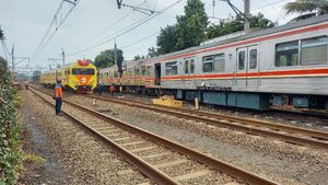 Penampakan KRL Anjlok di Dekat Stasiun Sudimara