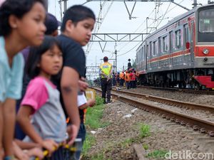 Lokasi KRL Anjlok di Dekat Stasiun Sudimara Ramai Didatangi Warga