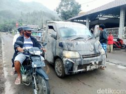 Cerita Warga Terjebak 2 Jam Saat Awan Panas Semeru Menerjang