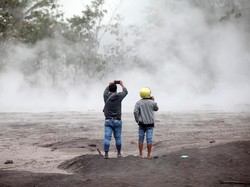 Aneka Kerusakan Layanan Telekomunikasi di Gunung Semeru