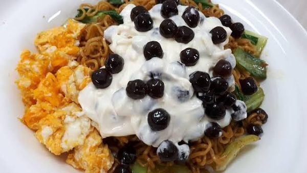 10 Mie Instan Campur Boba dan Permen, Kreasi Nyeleneh Racikan Netizen