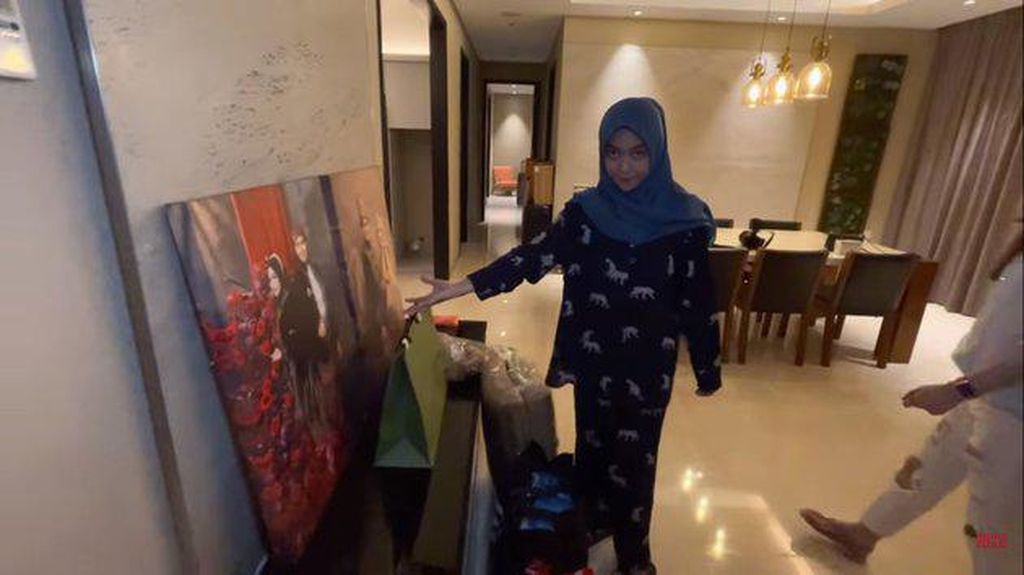 Bertamu ke Apartemen Baru yang Mewah Milik Ria Ricis Bertamu ke Apartemen Baru yang Mewah Milik Ria Ricis