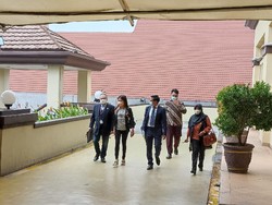 Tiba di Polres Jakut, Ayu Thalia Diperiksa Kasus Fitnah ke Anak Ahok